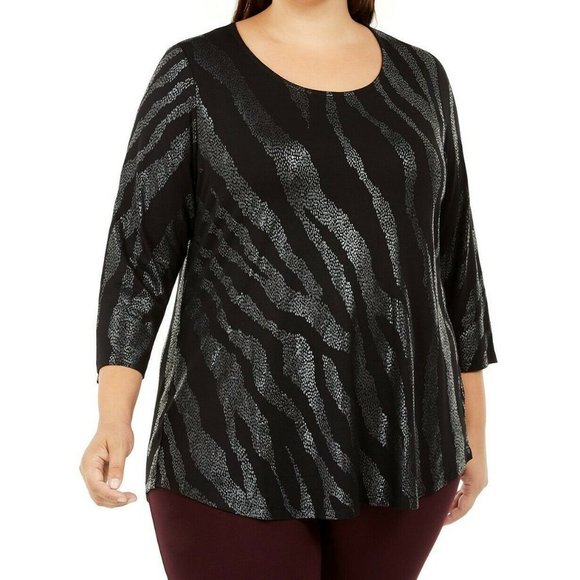 Jm collection plus size scoop neck printed top - Picture 3 of 3